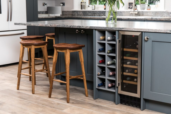 Kursi Bar Bergaya Retro